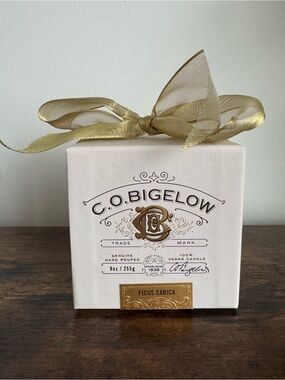 C.O. Bigelow Ficus Carica Decorative Gold & Cream Candle